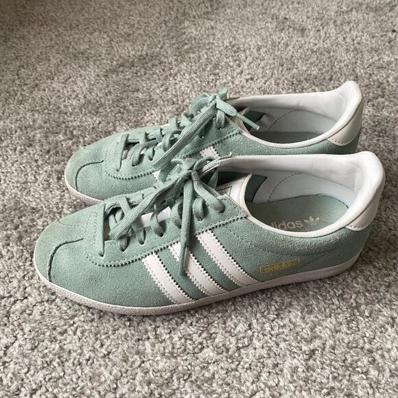Adidas Women's Blue and Green Trainers - Picture 2 of 3